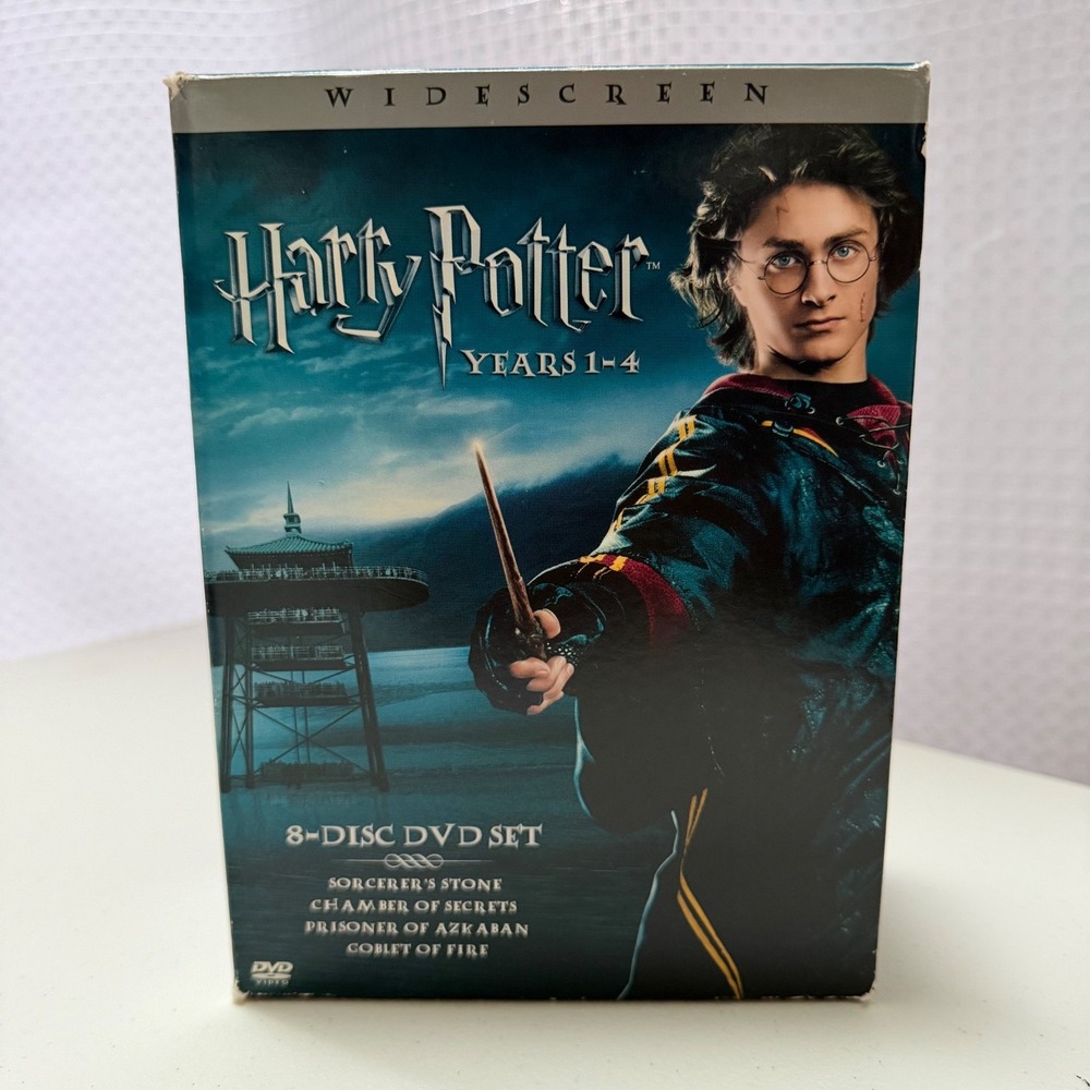 Harry Potter Years 1-4 DVD Box Set 8-Disc Widescreen 8 Disc DVD Set
